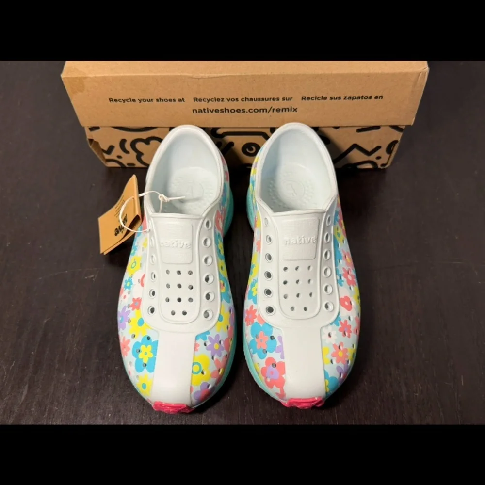Native Robbie Sugarlite Print Shoes Multicolor Pastel Daisy Little Kids C11